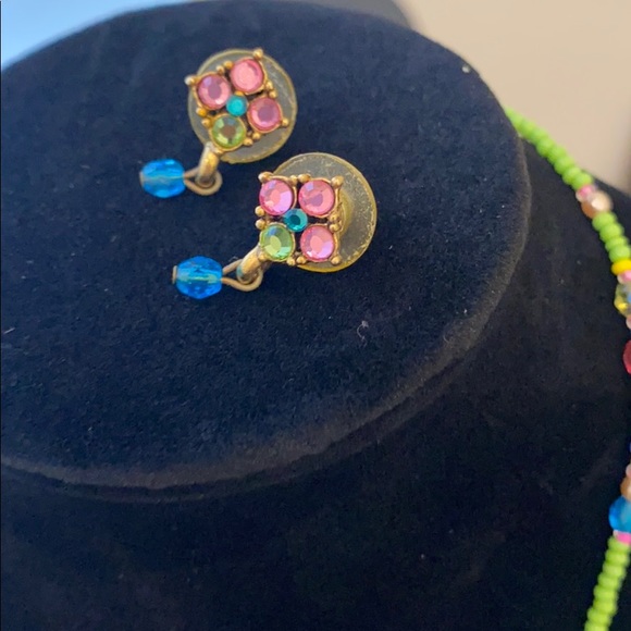 Multi color cross and earrings - Picture 2 of 3